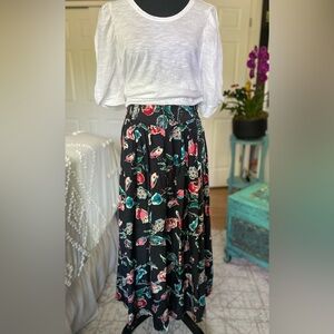 Vintage albert Hei Silk Skirt Sz M With Pockets Elastic Waist